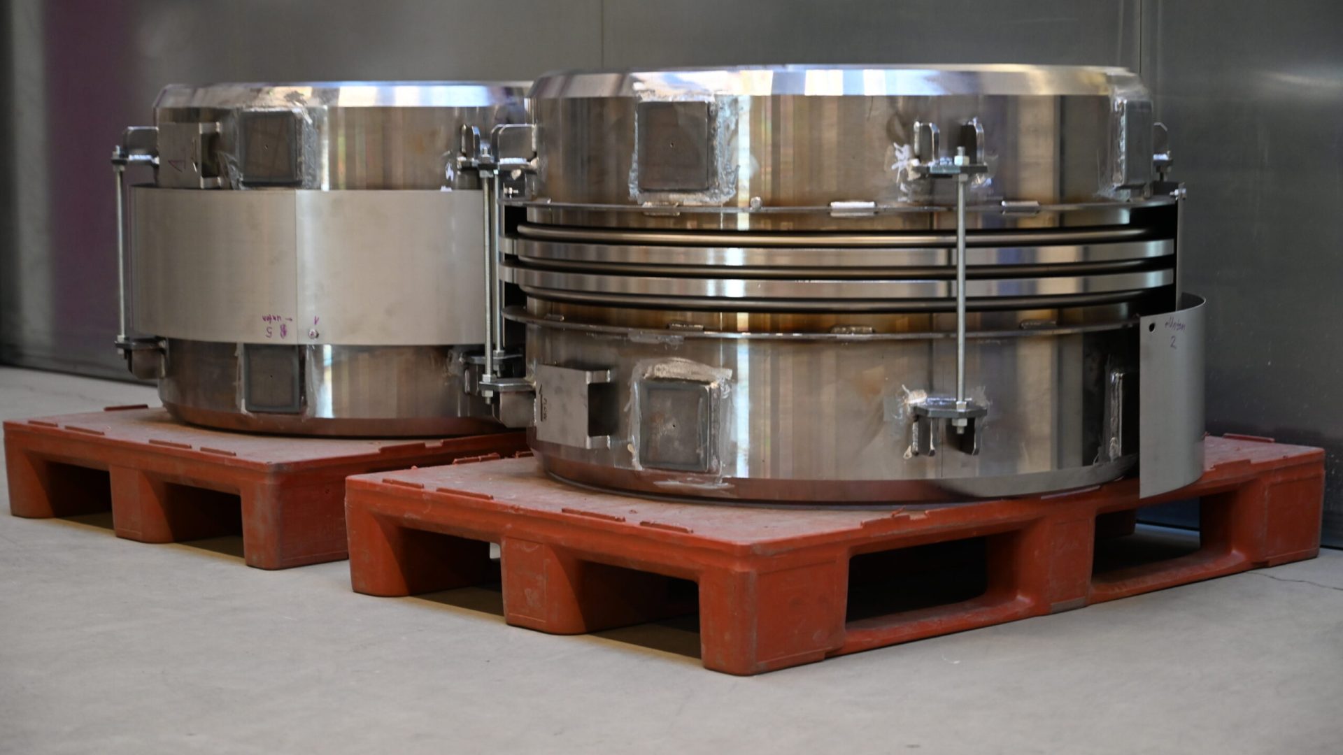 High temperature expansion joints